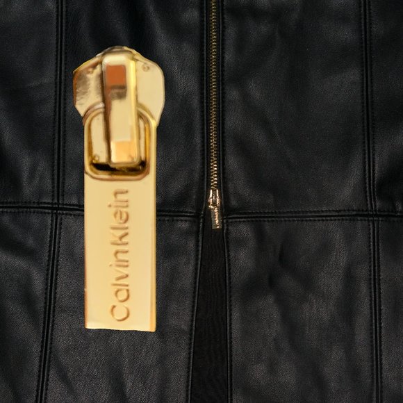 Calvin Klein | Faux Leather Pencil Skirt - Picture 4 of 7